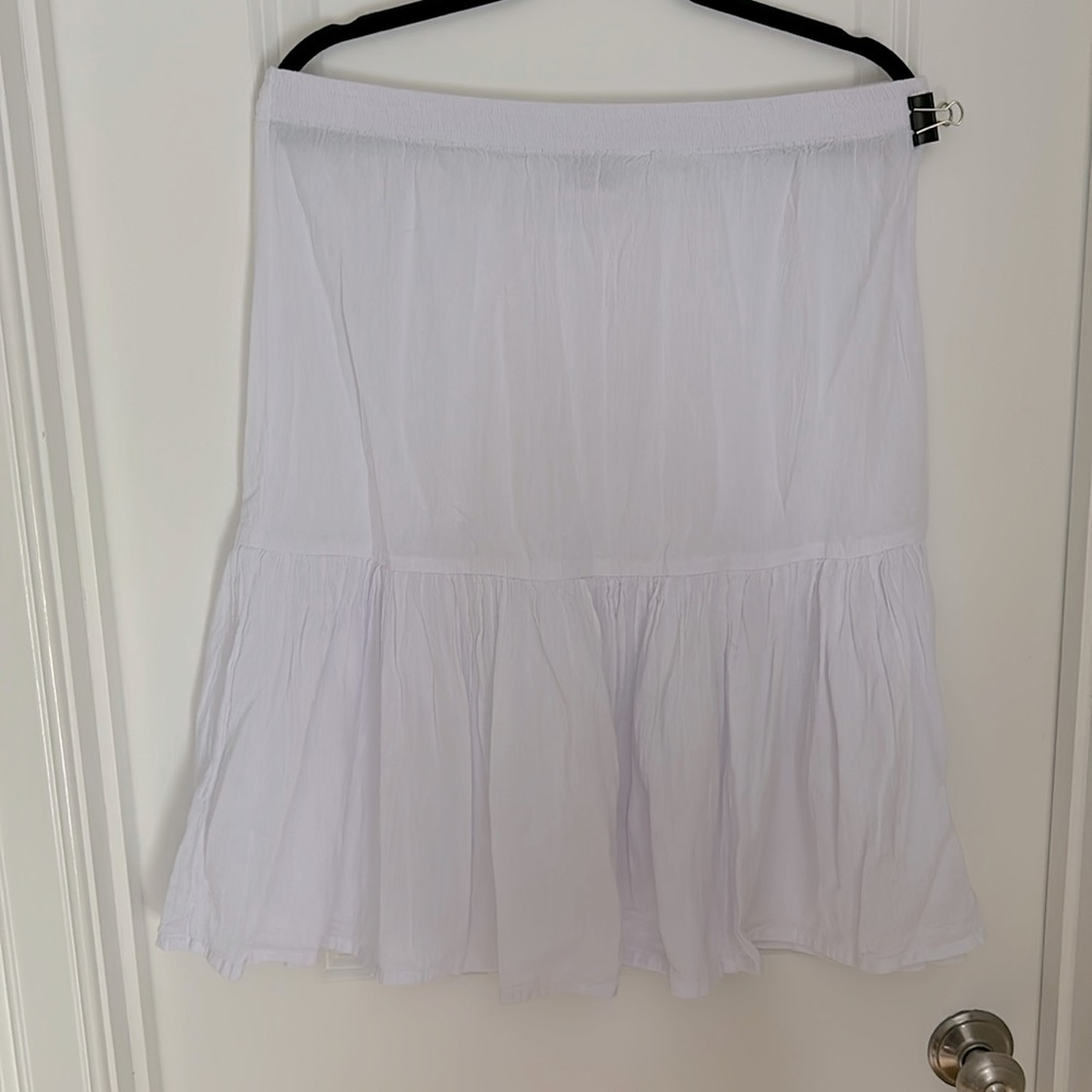 Maya Jones White Gauze Pull on Tiered Skirt